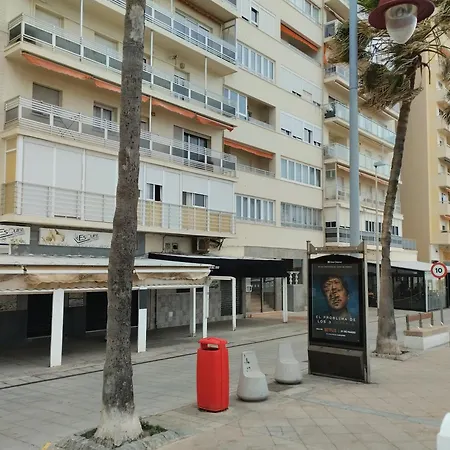 Candari Playa En Cadiz